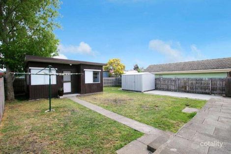 Property photo of 33 Arundel Avenue Reservoir VIC 3073