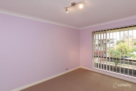 Property photo of 26 Knowle Way Warnbro WA 6169