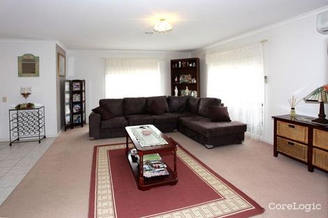 Property photo of 41 William Wright Wynd Hoppers Crossing VIC 3029