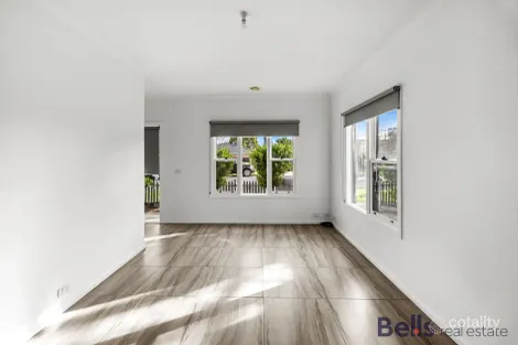 Property photo of 74 Cornwall Road Sunshine VIC 3020