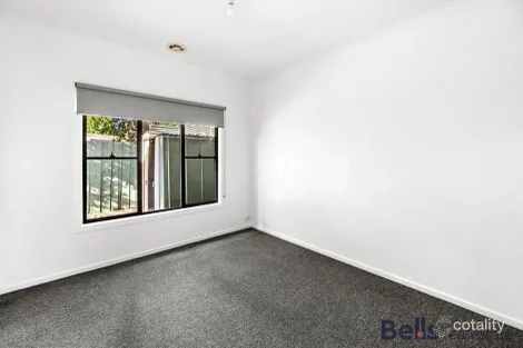 Property photo of 74 Cornwall Road Sunshine VIC 3020