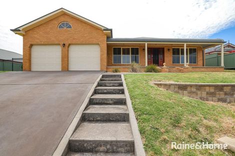 Property photo of 9 Cypress Crescent Kelso NSW 2795
