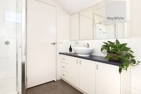 Property photo of 8/26 Hillcrest Drive Westmeadows VIC 3049