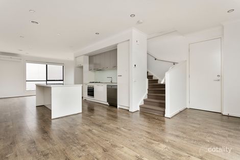 Property photo of 2 Skeggs Crescent Heidelberg Heights VIC 3081