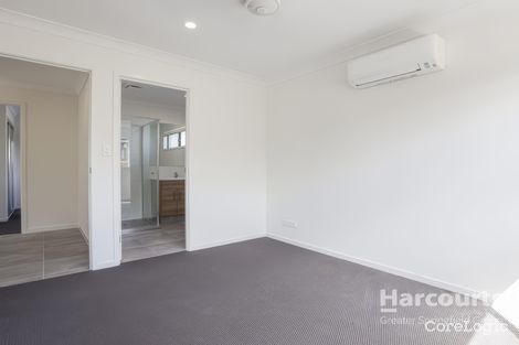 Property photo of 55 Midnight Crescent Spring Mountain QLD 4300