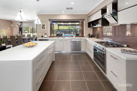 Property photo of 5 Valley Court Gisborne VIC 3437