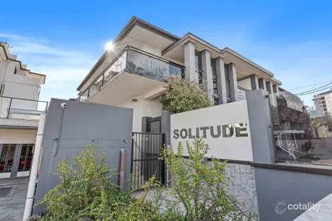 Property photo of 3/198-204 Wellington Road East Brisbane QLD 4169