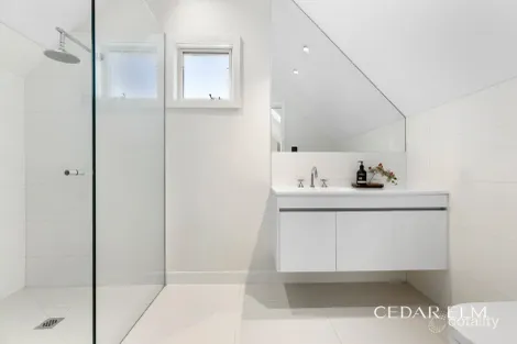 Property photo of 2/153 Nelson Place Williamstown VIC 3016