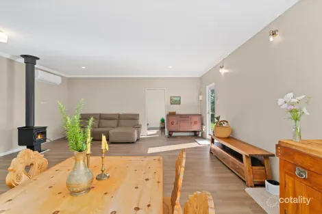 Property photo of 19 Monarch Road Carters Ridge QLD 4563