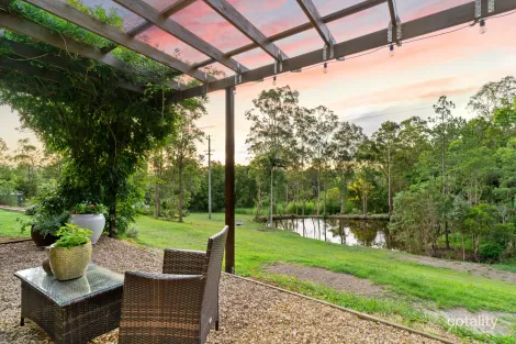 Property photo of 19 Monarch Road Carters Ridge QLD 4563