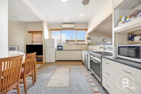 Property photo of 710A Skipton Street Redan VIC 3350