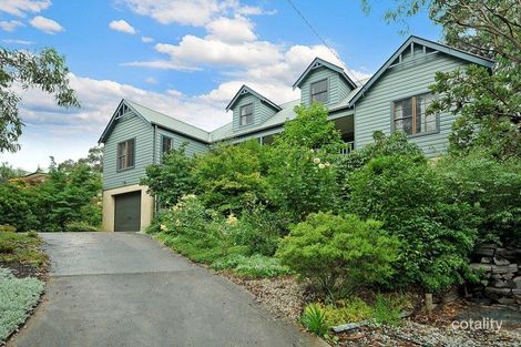 28 Shortland St, Wentworth Falls, NSW 2782