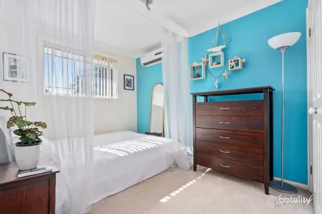 Property photo of 6 Jowarra Way Merrylands West NSW 2160