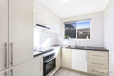 Property photo of 2/17 Thirteenth Avenue Palm Beach QLD 4221