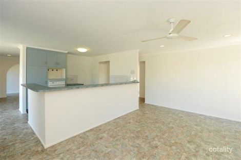 Property photo of 2 Fairbairn Place Clinton QLD 4680