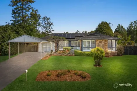 18 Lambert Cres, Baulkham Hills, NSW 2153