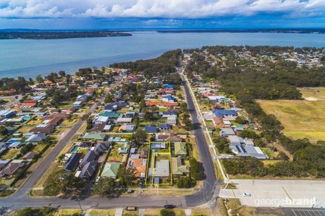 Property photo of 3 Kanimbla Avenue Charmhaven NSW 2263