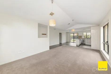 Property photo of 5/4-6 McMahon Drive Bungendore NSW 2621