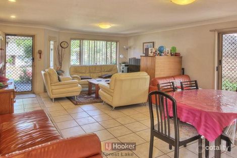 Property photo of 6 Summerhill Place Forest Lake QLD 4078