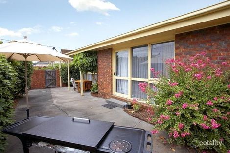 Property photo of 1/11 Macgowan Avenue Glen Huntly VIC 3163