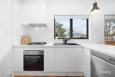 Property photo of 4/98 Sellick Drive Croydon VIC 3136