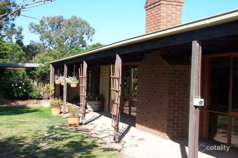 Property photo of 105 Duffs Road Panton Hill VIC 3759