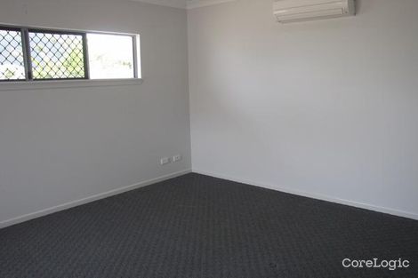 Property photo of 36 Fossilbrook Bend Trinity Park QLD 4879