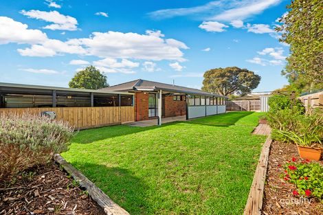 Property photo of 1 Primrose Court Cranbourne North VIC 3977