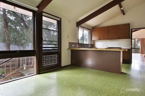 Property photo of 8 Bayfield Drive Eltham VIC 3095