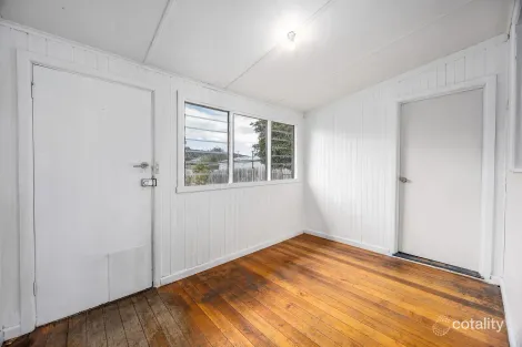 Property photo of 37 Leon Avenue Rosebud VIC 3939