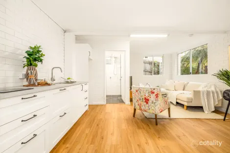 Property photo of 47 Noreen Street Chapel Hill QLD 4069