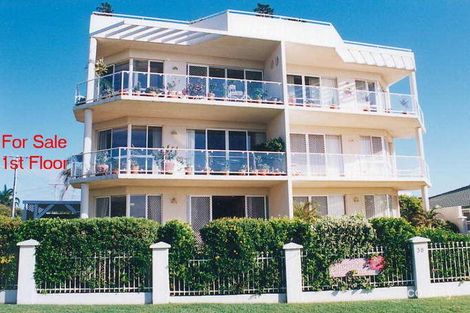 2 Annie St, Woody Point, QLD 4019