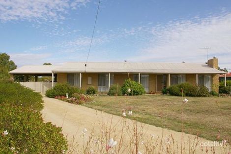 40 Coleraine Dr, Romsey, VIC 3434