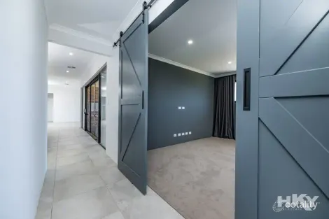 Property photo of 33 Citron Way Lower Chittering WA 6084
