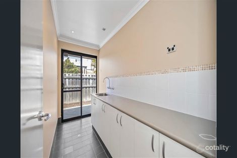 Property photo of 10 Crossland Avenue Ellenbrook WA 6069