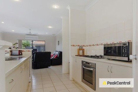 Property photo of 5 Bronte Brace Secret Harbour WA 6173