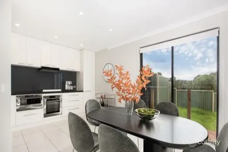 Property photo of 2/8 Moore Road Hallam VIC 3803