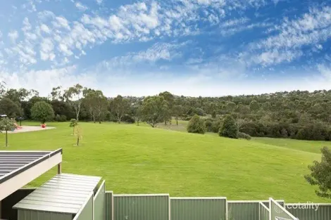 Property photo of 2/8 Moore Road Hallam VIC 3803