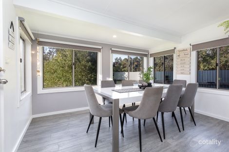 Property photo of 18 Macassar Crescent The Honeysuckles VIC 3851