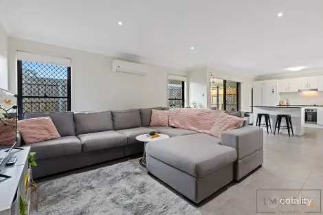 Property photo of 103 Reif Street Flinders View QLD 4305