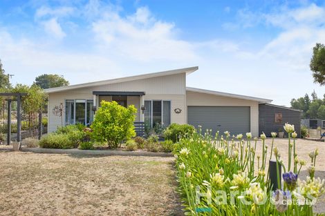 4 Wattledale Ave, Enfield, VIC 3352