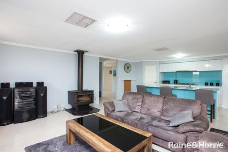 Property photo of 61 Paragon Loop Dalyellup WA 6230