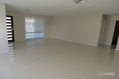 Property photo of 19B Mewburn Drive Goulburn NSW 2580