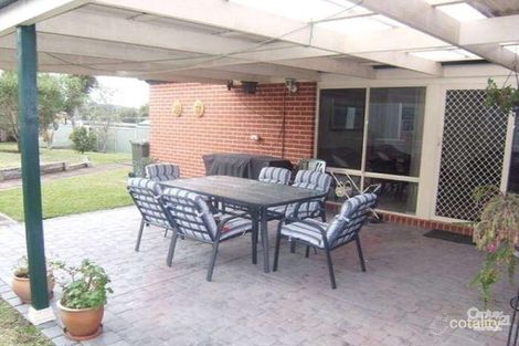 Property photo of 16 Fourth Street Seahampton NSW 2286