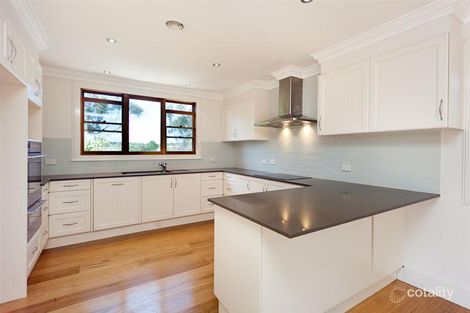 Property photo of 12 Bennelong Crescent Macquarie ACT 2614