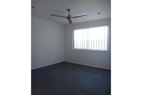 Property photo of 27 Pencarrow Crescent Raceview QLD 4305