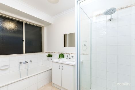 Property photo of 12 Luxor Court Cranbourne VIC 3977