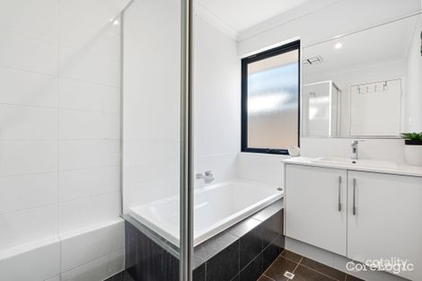 Property photo of 23 Kinsale Way Caversham WA 6055