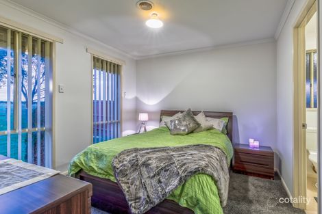 Property photo of 12 Luxor Court Cranbourne VIC 3977