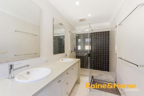 Property photo of 9 Eloura Circuit Taylors Hill VIC 3037